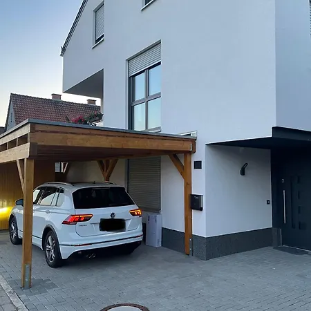 Modernes Und Helles Mini-haus In Апартаменты *