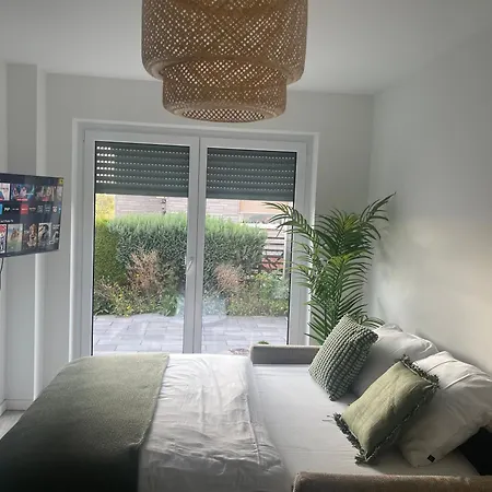 Modernes Und Helles Mini-haus In * Peine