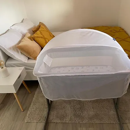 Modernes Und Helles Mini-haus In *