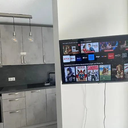 Modernes Und Helles Mini-haus In